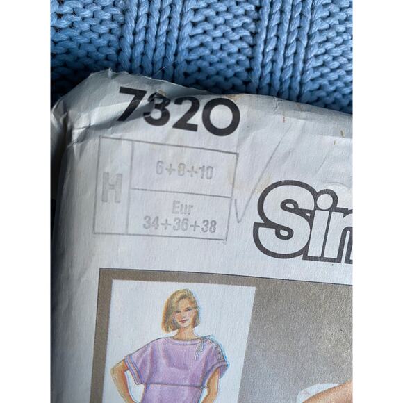 Simplicity 7320 Sewing pattern oversized top straight leg pant 1980s size 6 8 10 - Picture 2 of 5